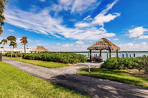 Lovely Marco Island Condo w/ Private Bay View