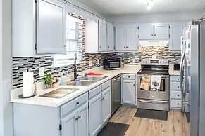 Above-ground Pool & Backyard at Murfreesboro Home!