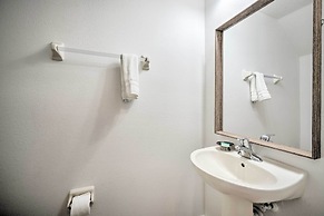 13 Mi to Parks: Davenport Home w/ Pool & Game Room