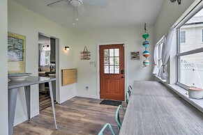 Tampa Bay Area Cottage w/ Gas Grill and Fire Pit!