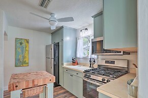 Tampa Bay Area Cottage w/ Gas Grill and Fire Pit!