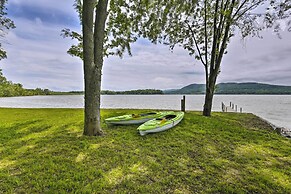 Cozy Lake Champlain Cottage w/ Beautiful View
