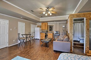 Granbury Studio - 10 Mins From Town + The Lake!