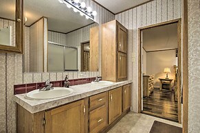 Shenandoah River Getaway < 9 Mi to Downtown Luray!