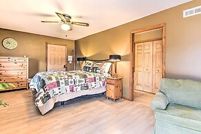 Best Location - Maggie Valley Cabin w/ Hot Tub!