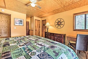 Best Location - Maggie Valley Cabin w/ Hot Tub!