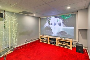 Pet-friendly Clarksville Home w/ Backyard!