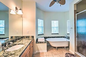 Lovely Hawthorne Home w/ Private Boat Dock!