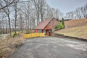 Albany Home < 1 Mi to Dale Hollow Lake!