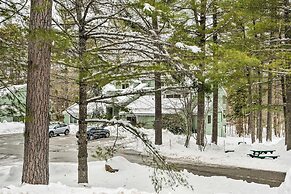 Bartlett Condo ~ 1 Mi to Attitash Resort!