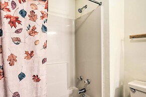 Bartlett Condo ~ 1 Mi to Attitash Resort!