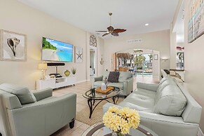 Canalfront Oasis: Cape Coral Home w/ Pool & Spa