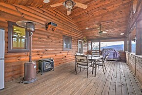 'the Cozy Bear Cabin: Upscale Deck & Mtn Views!