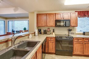 Golf Course Home w/ Balcony in North Myrtle Beach!