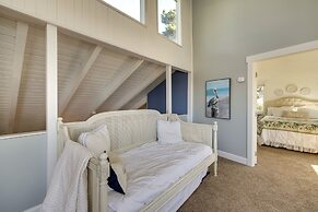 Coastal Tillamook Vacation Rental: Ocean Views!