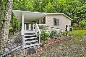 Tranquil Creekfront Bryson City Home w/ Grill!