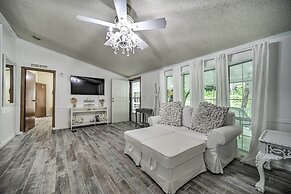 Tranquil Creekfront Bryson City Home w/ Grill!