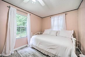 Tranquil Creekfront Bryson City Home w/ Grill!