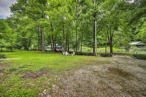 Tranquil Creekfront Bryson City Home w/ Grill!