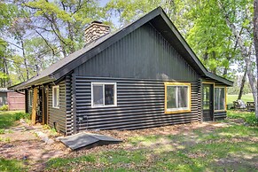 1 Mi to Beach & Lake: Breezy Point Cabin w/ Yard!
