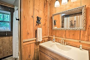 1950's Serenity Pond Cabin w/ View: Peace & Quiet!