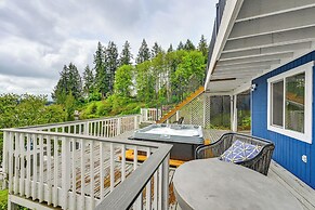 Lakeside Lacey Gem w/ Fire Pit + Private Dock