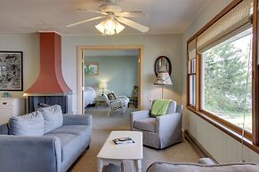 Pelican Lake Cabin: Private Beach + Scenic Sunsets