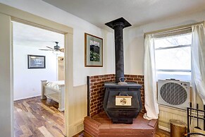 Charming Montrose Family Home: Block to Downtown!