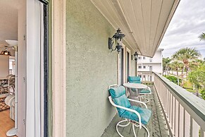 Central Venice Apartment w/ Balcony, Walk to Beach