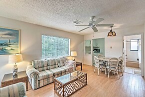 Central Venice Apartment w/ Balcony, Walk to Beach