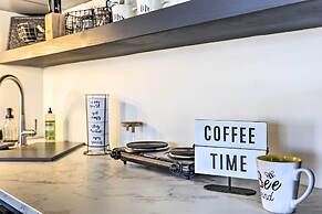 Shared Boat Dock: Lakefront Grove Getaway!