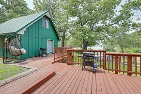 Shared Boat Dock: Lakefront Grove Getaway!