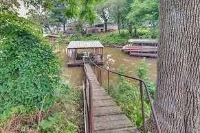 Yard + 15' Boat Slip: Waterfront Grove Getaway
