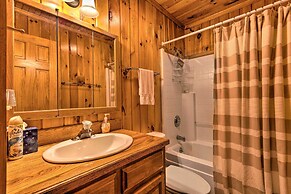 Secluded Cabin Between Boone & Blowing Rock!