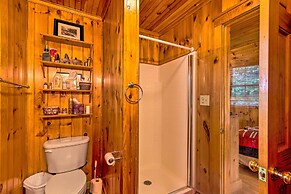 Secluded Cabin Between Boone & Blowing Rock!