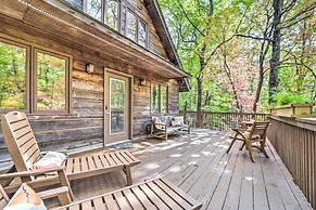 Chic Brevard Cabin - Nature, Trails, & Water!