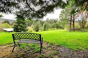 The Fusion Retreat on 4 Acres: Hike On-site!