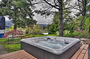 The Fusion Retreat on 4 Acres: Hike On-site!