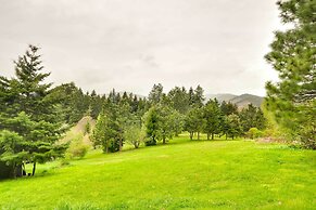 The Fusion Retreat on 4 Acres: Hike On-site!