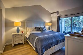 Cozy-chic Condo: Walk to Beach & Park!