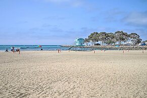 Cozy-chic Condo: Walk to Beach & Park!