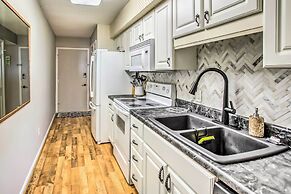 Cozy Carolina Beach Condo w/ Ocean Views!