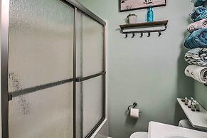 Cozy Carolina Beach Condo w/ Ocean Views!