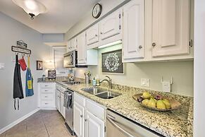 Waterfront Condo w/ Pool Access in Hot Springs