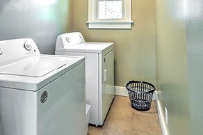 'sweetwater Hideaway' - Blocks to Lake Erie!