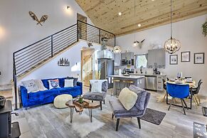 1 Mi to St Marys Glacier Trail: Modern Mtn Cabin!