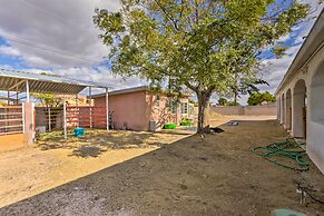 'the Goat Hut' Studio Casita: 11 Mi to Strip!