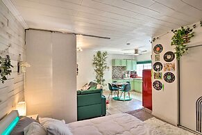 'the Goat Hut' Studio Casita: 11 Mi to Strip!