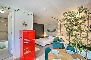 'the Goat Hut' Studio Casita: 11 Mi to Strip!