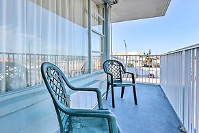Oceanfront Daytona Beach Club Studio w/ Balcony!